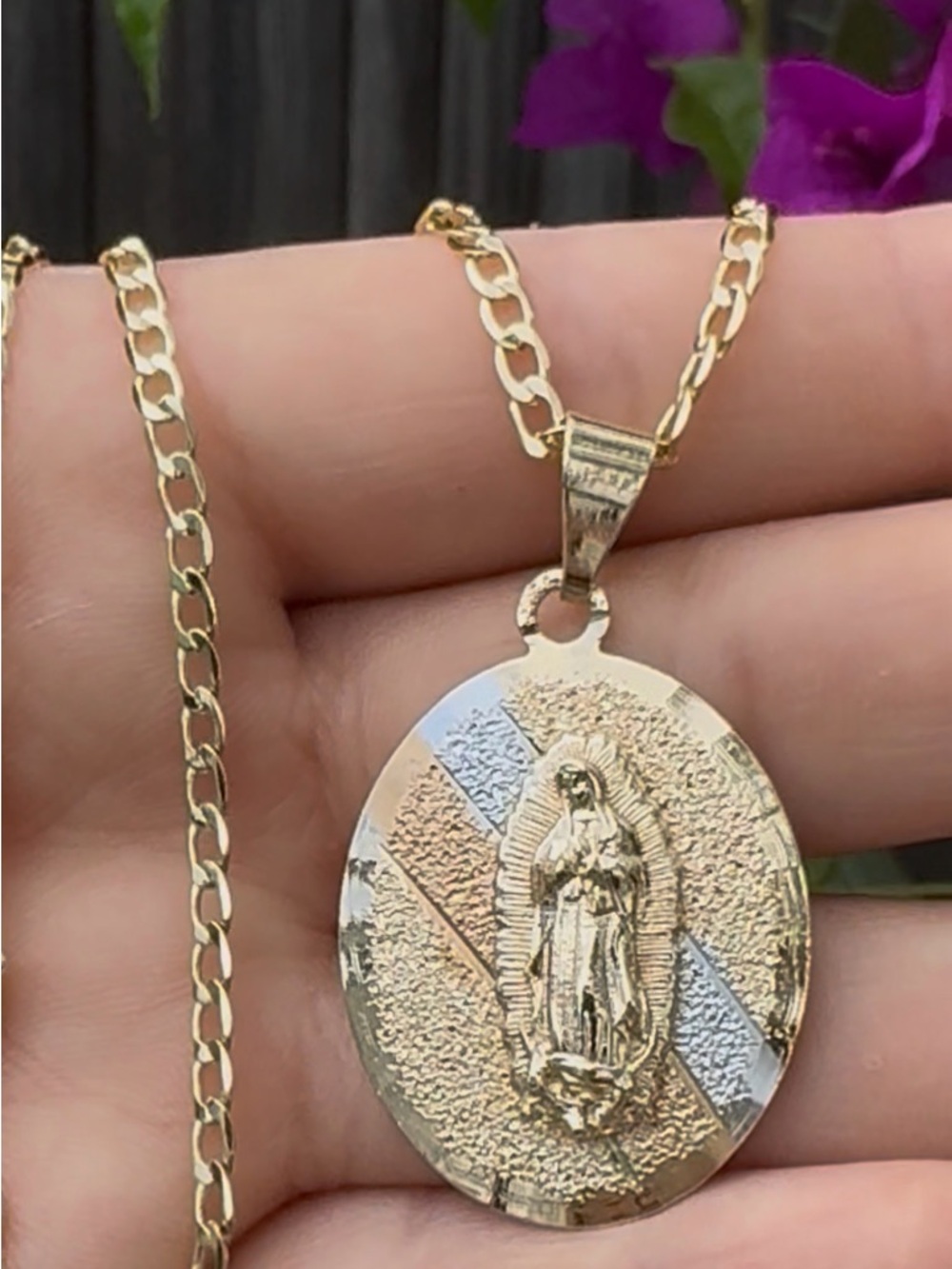 18k gold plated, chain with Our Lady of Guadalupe / Virgin Mary